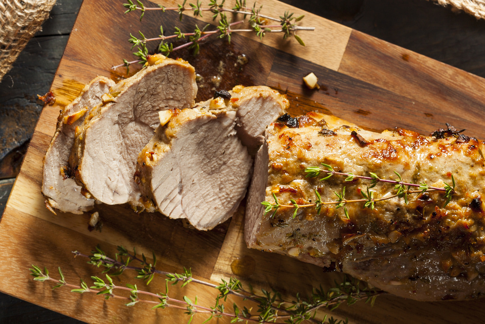 Pork Tenderloin In Aluminum Foil : Grilled Herb Crusted Potatoes and Pork Tenderloin Foil ... / With only 15 minutes or prep time and 45 minutes of cook time, this recipe is on the table!